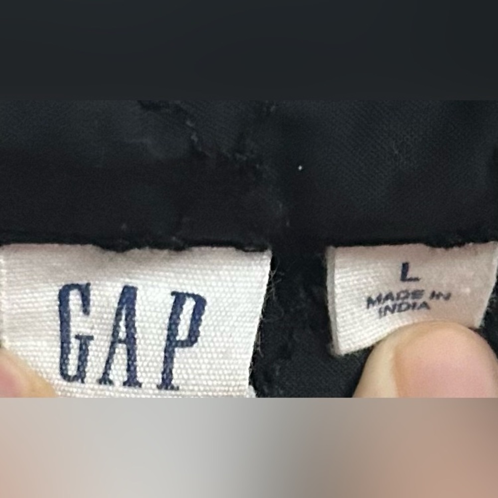 Gap Large Eyelet Button Down In Black - image 5